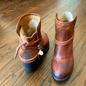 Freebird boots size 9. Brand new. $150.